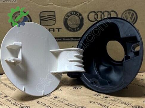 Volkswagen Polo Depo Kapağı 6Q6809857E çıkma parça