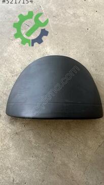 Volkswagen Polo Göğüs 6N1858277A çıkma parça