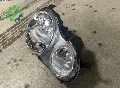 Volkswagen Polo Sağ Ön Far 6Q1941008M çıkma parça