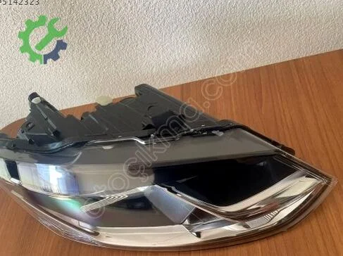 Volkswagen Polo Sağ Ön Far 6C1941006B çıkma parça