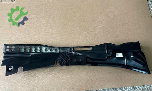 Volkswagen Polo Ön Cam Izgarası 6K1819415 çıkma parça