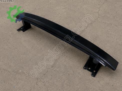 Volkswagen Polo Ön Tampon Demiri 6Q0807109D çıkma parça