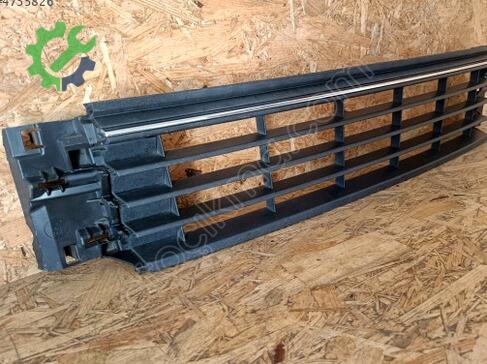 Volkswagen Polo Tampon Izgarası 6C0853677A çıkma parça