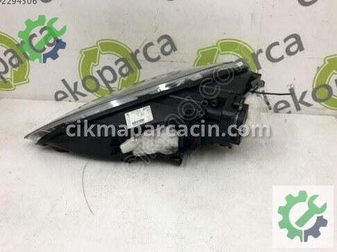 Porsche Cayenne Sağ Ön Far 7P5941030AQ çıkma parça