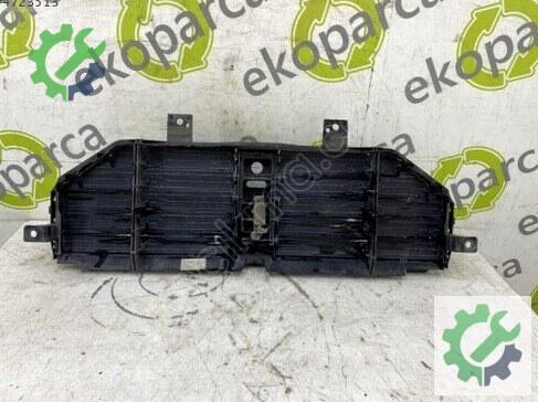 Porsche Cayenne Hava Yönlendirme Paneli 7P5121635 çıkma parça