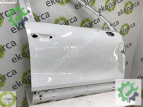 Porsche Cayenne Sağ Ön Kapı 7P0831312 çıkma parça