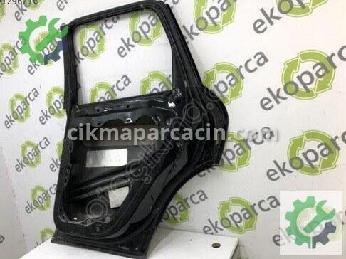 Porsche Cayenne Sağ Arka Kapı 7P0833312 çıkma parça