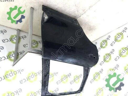 Porsche Cayenne Sağ Arka Kapı 7P0833312 çıkma parça