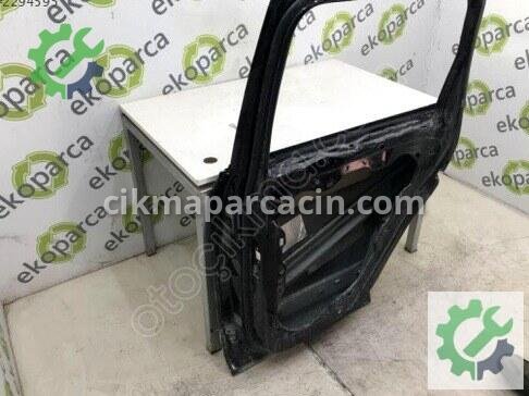 Porsche Cayenne Sağ Arka Kapı 7P0833312 çıkma parça