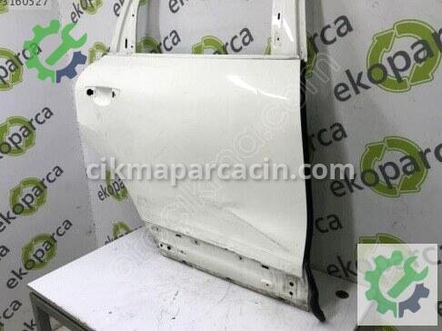 Porsche Cayenne Sağ Arka Kapı 7P0833312 çıkma parça
