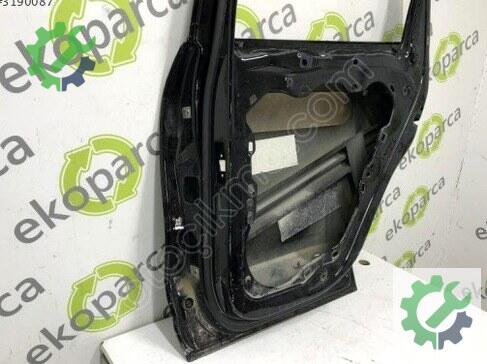 Porsche Cayenne Sağ Arka Kapı 7P0833312 çıkma parça