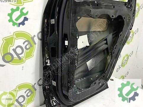 Porsche Cayenne Sağ Arka Kapı 7P0833312 çıkma parça