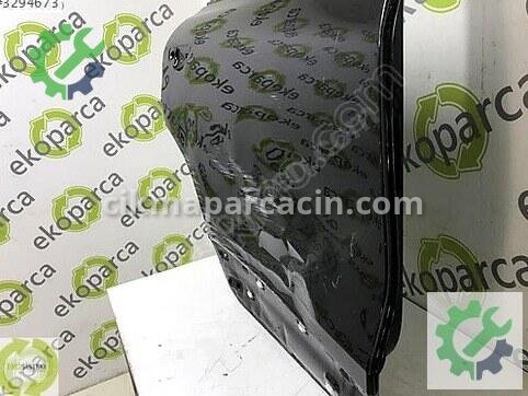 Porsche Cayenne Sağ Arka Kapı 7P0833312 çıkma parça