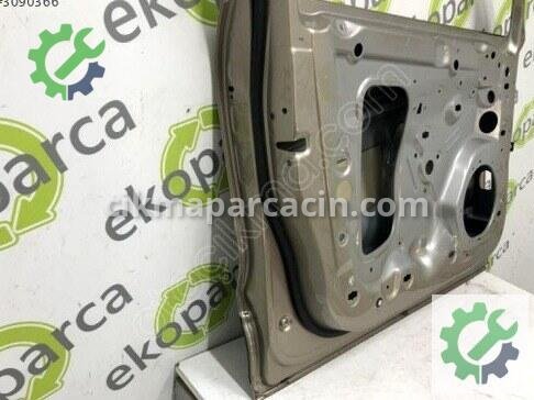 Porsche Macan Sol Ön Kapı 95B831311 çıkma parça