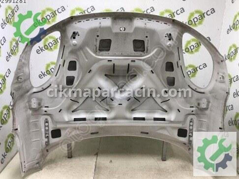 Porsche Macan Kaput 95B823031 çıkma parça