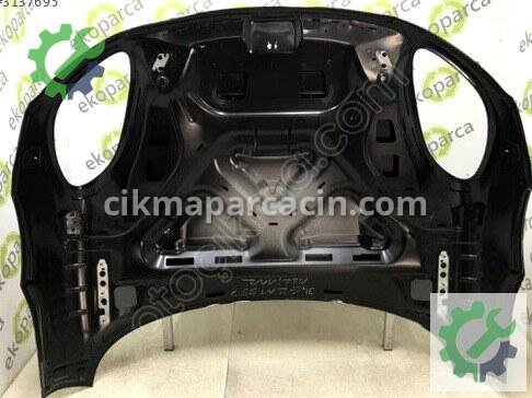 Porsche Macan Kaput 95B823031 çıkma parça