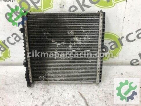 Porsche Taycan Su Radyatörü 9J1121251A çıkma parça