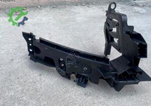 Q5 FAR ALT BRAKETİ SAĞ 2008 2009 2010 2011 2012 8R0805608B