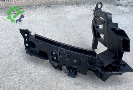 Audi Q5 Far Braketi 8R0805608B çıkma parça