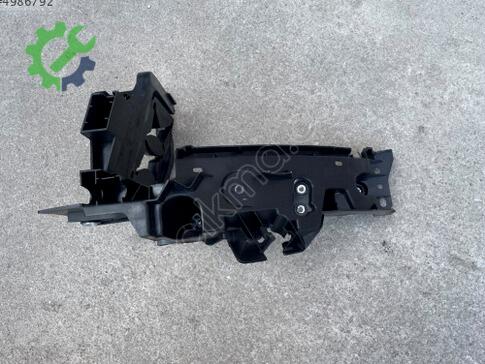 Audi Q5 Far Braketi 8R0805607B çıkma parça