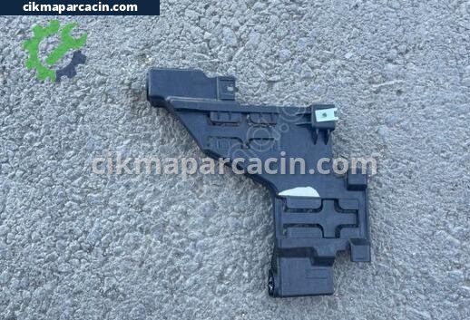 Audi Q5 Far Braketi çıkma parça