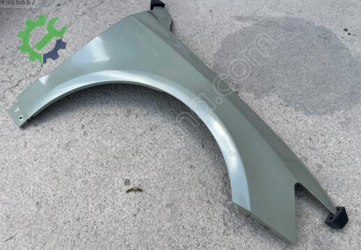 Audi Q5 Sağ Ön Çamurluk 8R0821106 çıkma parça