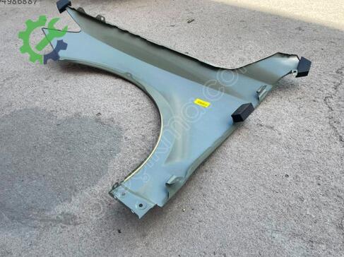 Audi Q5 Sağ Ön Çamurluk 8R0821106 çıkma parça