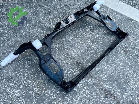 Audi Q5 Ön Panel 8R0805594D çıkma parça