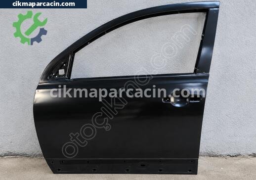 Nissan Qashqai Sol Ön Kapı çıkma parça