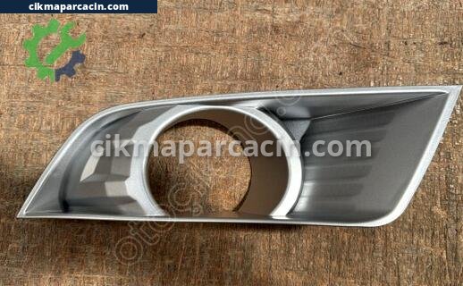 Ford Ranger Sis Farı Çerçevesi çıkma parça