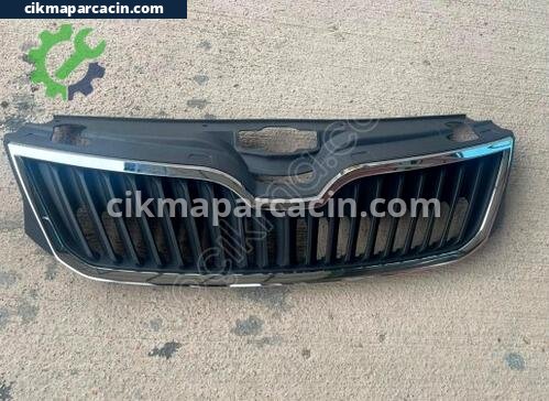 Skoda Rapid Ön Panjur çıkma parça