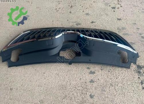 Skoda Rapid Ön Panjur 5JA853668 çıkma parça