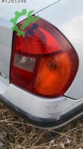 Renault Clio 2 sağ arka stop araçtan sökme
