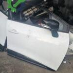 Renault Clio 4 sağ ön kapı