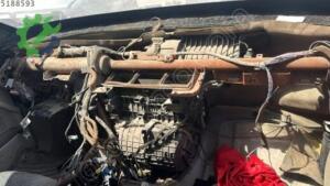 Renault Megane 2 göğüslük sacı araçtan sökme