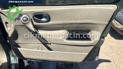 Renault Megane Kapı Döşemesi çıkma parça