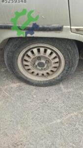 Renault R9 Brodway orijinal çelik jant lastik araçtan sökme