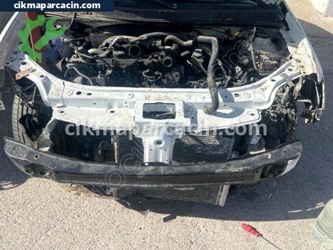 Renault Symbol Ön Panel çıkma parça