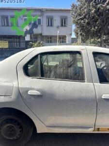 Renault symbol sağ arka kapı