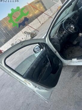 Renault Symbol Sol Ön Kapı çıkma parça