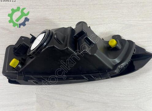 Skoda Scala Sis Lambası 657941700 çıkma parça