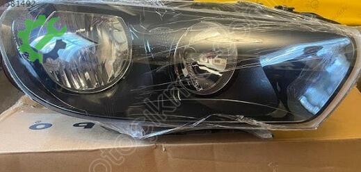 Volkswagen Scirocco Sağ Ön Far çıkma parça