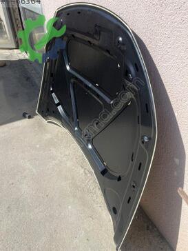 Volkswagen Scirocco Kaput 1K8823031T çıkma parça