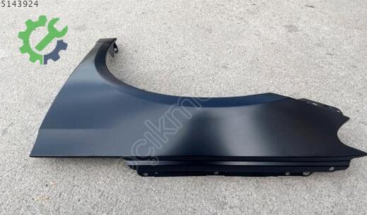 Volkswagen Scirocco Sol Ön Çamurluk 1K8821105B çıkma parça