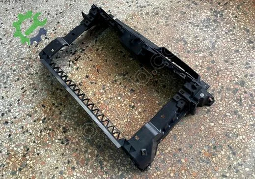 Volkswagen Scirocco Ön Panel 1K8805588B çıkma parça