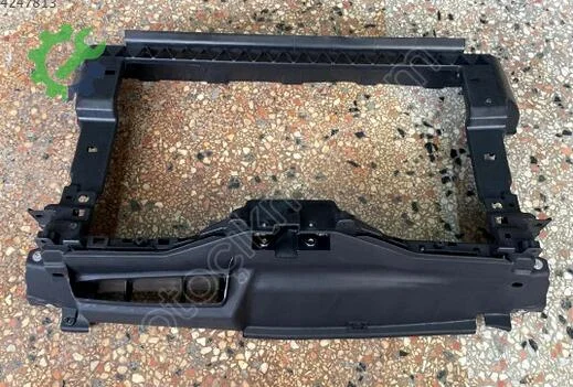 Volkswagen Scirocco Ön Panel 1K8805588B çıkma parça