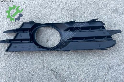 Volkswagen Scirocco Sis Farı Çerçevesi 1K8853666C çıkma parça