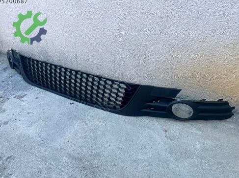 Volkswagen Scirocco Tampon Izgarası 1K8853677 çıkma parça