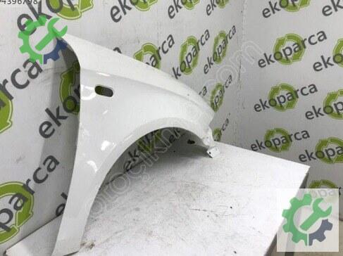 Seat Altea Sağ Ön Çamurluk 5P0821022 çıkma parça