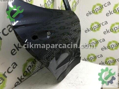 Seat Arona Sağ Arka Kapı 6F9833052 çıkma parça